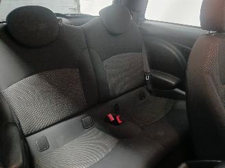 Mini Mini Mini (R56) Hatchback 1.6 16V Cooper (N16-B16A) [90kW]  (09-2009/11-201=
3) picture 9