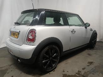 Mini Mini Mini (R56) Hatchback 1.6 16V Cooper (N16-B16A) [90kW]  (09-2009/11-201=
3) picture 6