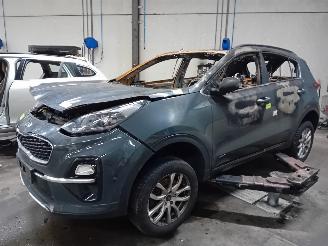 Vrakbiler auto Kia Sportage Sportage (QL) Terreinwagen 1.6 T-GDI 16V 4x4 (G4FJ) [130kW]  (09-2015/=
09-2022) 2019/12