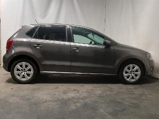 Volkswagen Polo Polo V (6R) Hatchback 1.6 TDI 16V 90 (CAYB(Euro 5)) [66kW]  (06-2009/0=
5-2014) picture 7