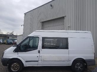 Ford Transit Transit RWD Van 2.4 TDCi 16V (PHFA) [74kW]  (04-2006/08-2014) picture 4