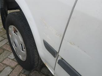 Ford Transit Transit RWD Van 2.4 TDCi 16V (PHFA) [74kW]  (04-2006/08-2014) picture 24