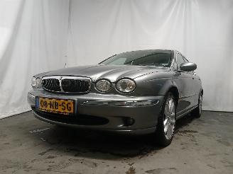 Unfallwagen Jaguar X-type X-type Sedan 2.1 V6 24V (YB(AJ-V6)) [115kW]  (03-2002/11-2009) 2003/7