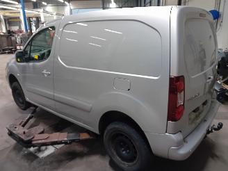 Peugeot Partner Partner (GC/GF/GG/GJ/GK) Van 1.6 BlueHDi 100 (DV6FD(BHY)) [73kW]  (04-=
2014/12-2018) picture 4