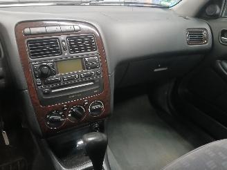 Toyota Avensis Avensis (T22) Sedan 1.8 16V VVT-i (1ZZFE) [95kW]  (10-2000/02-2003) picture 16