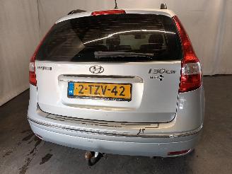 Hyundai I-30 i30 Crosswagon (WWH) Combi 1.4 CVVT 16V (G4FA) [80kW]  (11-2009/06-201=
2) picture 7