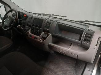 Citroën Jumper Jumper (U9) Van 2.2 HDi 100 (P22DTE(4HV)) [74kW]  (04-2006/12-2012) picture 9