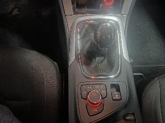 Opel Insignia Insignia Sports Tourer Combi 1.6 Turbo 16V Ecotec (A16LET(Euro 5)) [13=
2kW]  (01-2009/06-2013) picture 16