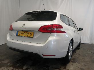 Peugeot 308 308 SW (L4/L9/LC/LJ/LR) Combi 5-drs 1.2 12V e-THP PureTech 130 (EB2ADT=
S(HNS)) [96kW]  (03-2014/06-2021) picture 4
