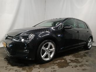 Volkswagen Golf Golf VII (AUA) Hatchback 1.0 TSI 12V BlueMotion (CHZD) [85kW]  (05-201=
5/08-2020) picture 3