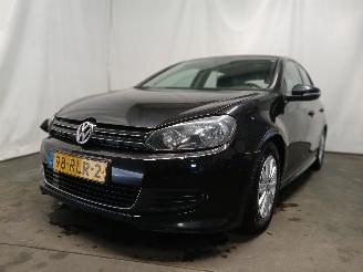 uszkodzony samochody osobowe Volkswagen Golf Golf VI (5K1) Hatchback 1.6 TDI 16V (CAYC(Euro 5)) [77kW]  (02-2009/11=
-2012) 2011/6