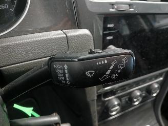 Volkswagen Golf Golf VII (AUA) Hatchback 1.0 TSI 12V BlueMotion (DKRF) [85kW]  (05-201=
5/08-2020) picture 16