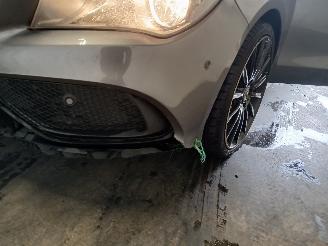 Mercedes Cla-klasse CLA Shooting Brake (117.9) Combi 1.6 CLA-200 16V (M270.910) [115kW]  (=
01-2015/03-2019) picture 22