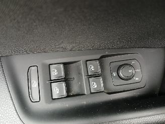 Volkswagen Passat Passat Variant (3G5) Combi 1.5 TSI 16V (DADA) [110kW]  (08-2018/03-202=
4) picture 12