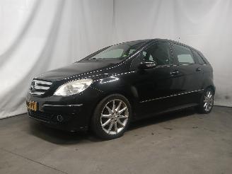 Mercedes B-klasse B (W245) Hatchback 2.0 B-200 16V Turbo (M266.980) [142kW]  (03-2005/11=
-2011) picture 3