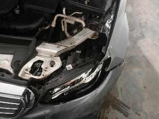 Mercedes E-klasse E (W213) Sedan E-200d 2.0 Turbo 16V (OM654.920) [110kW]  (07-2016/06-2=
020) picture 25