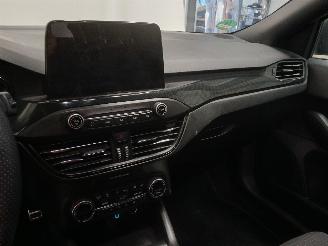 Ford Focus Focus 4 Hatchback 1.0 Ti-VCT EcoBoost 12V 125 (B7DA) [92kW]  (01-2018/=
12-2025) picture 17