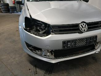 Volkswagen Polo Polo V (6R) Hatchback 1.2 12V (CGPB(Euro 5)) [44kW]  (06-2009/05-2014)= picture 22