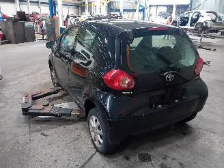 Toyota Aygo Aygo (B10) Hatchback 1.0 12V VVT-i (1KR-FE) [50kW]  (07-2005/05-2014) picture 4