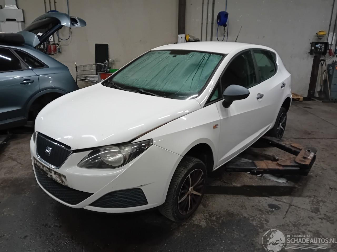 Seat Ibiza Ibiza IV (6J5) Hatchback 5-drs 1.2 12V (CGPB) [44kW]  (07-2009/05-2015=
)