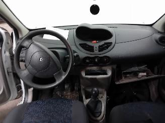 Renault Twingo Twingo II (CN) Hatchback 3-drs 1.2 (D7F-800(Euro 4)) [43kW]  (03-2007/=
09-2014) picture 5