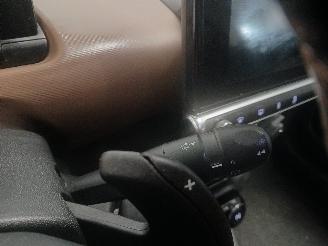 Citroën C4 C4 Cactus (0B/0P) Hatchback 5-drs 1.2 PureTech 82 12V (EB2F(HMZ)) [60k=
W]  (09-2014/...) picture 15