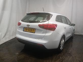 Kia Cee d Cee'd Sportswagon (JDC5) Combi 1.6 GDI 16V (G4FD) [99kW]  (09-2012/12-=
2018) picture 4