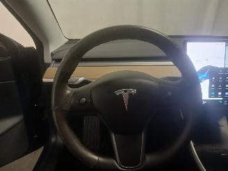 Tesla Model 3 Model 3 Sedan Long Range 72kWh (3D6) [192kW]  (01-2017/...) picture 16