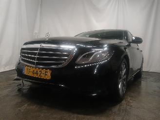 Vaurioauto  passenger cars Mercedes E-klasse E (W213) Sedan E-200d 2.0 Turbo 16V (OM654.920) [110kW]  (07-2016/06-2=
020) 2018/7
