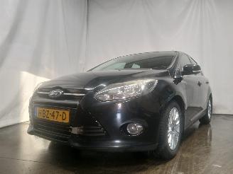 Voiture accidenté Ford Focus Focus 3 Hatchback 1.6 EcoBoost 16V (JQDB(Euro 5)) [110kW]  (07-2010/05=
-2018) 2011/8