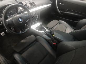 BMW 1-serie 1 serie (E81) Hatchback 3-drs 116i 1.6 16V (N43-B16A) [90kW]  (03-2007=
/12-2011) picture 11