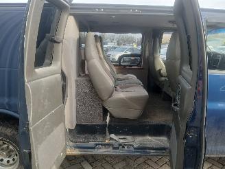 GMC  Chevrolet Express picture 11