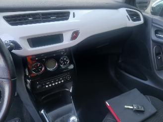 Citroën C3 C3 (SC) Hatchback 5-drs 1.2 VTi 82 12V (EB2F(HMZ)) [60kW]  (06-2012/09=
-2016) picture 16