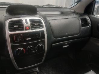 Mitsubishi Space-star Space Star (DG) MPV 1.6 16V (4G18) [72kW]  (01-2001/12-2004) picture 16