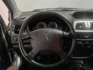 Mitsubishi Space-star Space Star (DG) MPV 1.6 16V (4G18) [72kW]  (01-2001/12-2004) picture 18