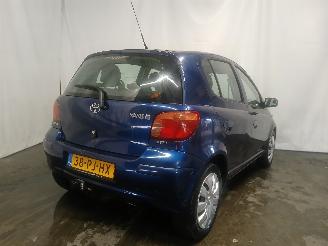 Toyota Yaris Yaris (P1) Hatchback 1.3 16V VVT-i (2SZFE) [64kW]  (04-2002/09-2005) picture 4