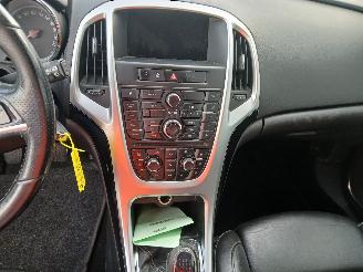 Opel Astra Astra J (PC6/PD6/PE6/PF6) Hatchback 5-drs 1.7 CDTi 16V EcoFLEX 130 (A1=
7DTE(Euro 5)) [96kW]  (07-2011/10-2015) picture 16