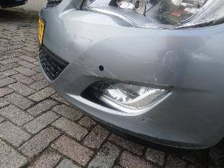 Opel Astra Astra J (PC6/PD6/PE6/PF6) Hatchback 5-drs 1.4 Turbo 16V (A14NET(Euro 5=
)) [103kW]  (12-2009/10-2015) picture 20