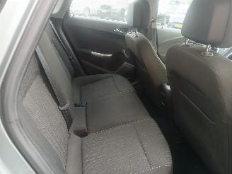 Opel Astra Astra J (PC6/PD6/PE6/PF6) Hatchback 5-drs 1.4 Turbo 16V (A14NET(Euro 5=
)) [103kW]  (12-2009/10-2015) picture 10