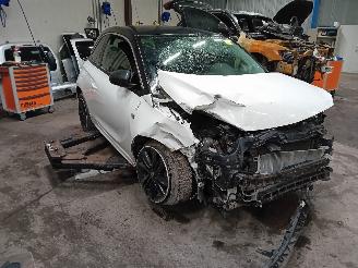 Opel Adam Adam Hatchback 3-drs 1.4 16V (A14XER(Euro 5)) [64kW]  (10-2012/02-2019=
) picture 2