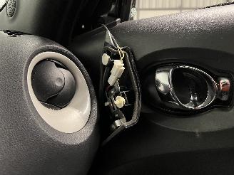 Nissan Juke Juke (F15) SUV 1.2 DIG-T 16V (HRA2DDT) [85kW]  (05-2014/12-2019) picture 21