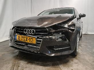 Coche accidentado Audi A3 A3 Sportback (8VA/8VF) Hatchback 5-drs 1.2 TFSI 16V (CJZA(Euro 5)) [77=
kW]  (05-2013/03-2020) 2014/5