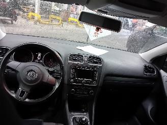 Volkswagen Golf Golf VI (5K1) Hatchback 1.6 TDI 16V (CAYC(Euro 5)) [77kW]  (02-2009/11=
-2012) picture 5