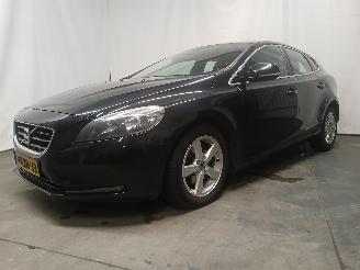 Volvo V-40 V40 (MV) Hatchback 5-drs 1.6 D2 (D4162T) [84kW]  (03-2012/12-2016) picture 3