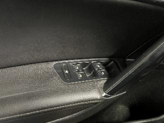 Volkswagen Golf Golf VII (AUA) Hatchback 1.6 TDI 16V (CLHA) [77kW]  (08-2012/03-2020) picture 13