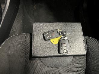 Volvo V-40 V40 (MV) Hatchback 5-drs 1.6 T4 GTDi 16V (B4164T) [132kW]  (03-2012/12=
-2016) picture 18