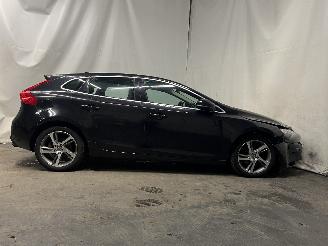 Volvo V-40 V40 (MV) Hatchback 5-drs 1.6 T4 GTDi 16V (B4164T) [132kW]  (03-2012/12=
-2016) picture 7