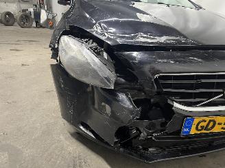 Volvo V-40 V40 (MV) Hatchback 5-drs 1.6 T4 GTDi 16V (B4164T) [132kW]  (03-2012/12=
-2016) picture 20