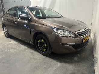 Peugeot 308 308 (L3/L8/LB/LH/LP) Hatchback 5-drs 1.2 12V VTi PureTech 82 (EB2F(HMZ=
)) [60kW]  (09-2013/06-2021) picture 20