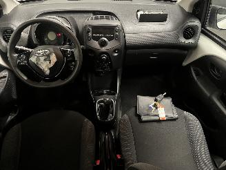 Toyota Aygo Aygo (B40) Hatchback 1.0 12V VVT-i (1KR-FE) [51kW]  (05-2014/06-2018) picture 9